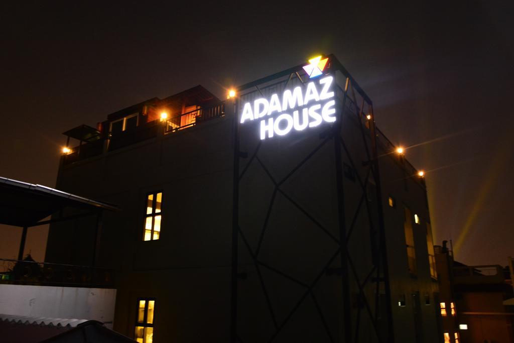 Adamaz House Hotel Bangkok Kültér fotó