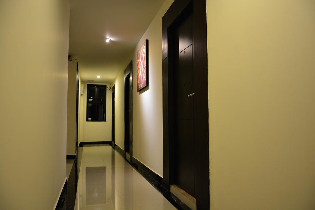 Adamaz House Hotel Bangkok Kültér fotó