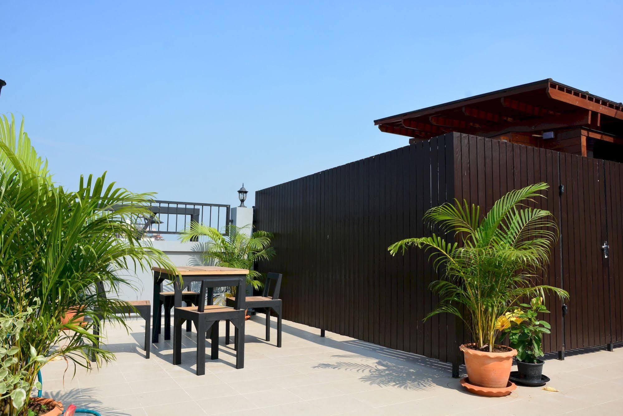 Adamaz House Hotel Bangkok Kültér fotó