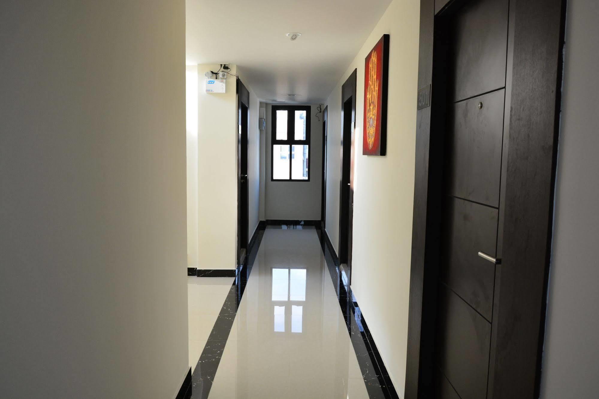 Adamaz House Hotel Bangkok Kültér fotó
